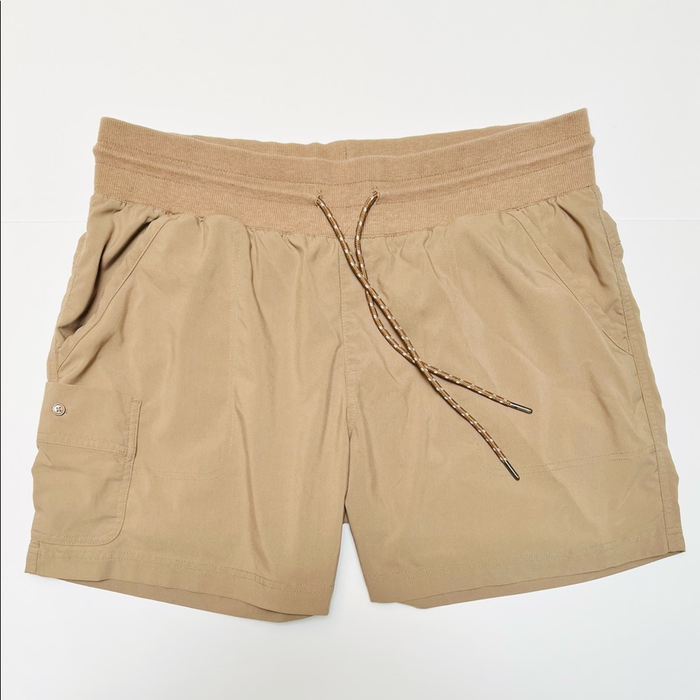 Columbia drawstring shorts